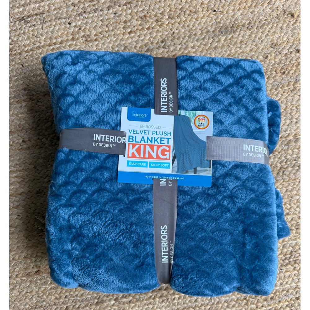 Interiors by Design King Velvet Plush Blanket Embossed Teal Blue 90 x 102 NEW